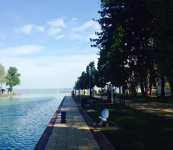شقة In - Balaton 19994